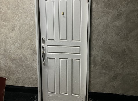 店舗 出入口ﾄﾞｱ ﾘﾌｫｰﾑ工事　担当：高橋直仁